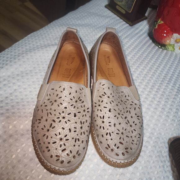 spring steps Shoes - SPRING STEPS EUC WOMENS sz 10.5 JOOMIN SLIPON SHOES